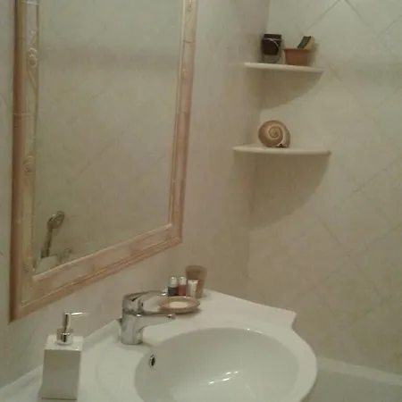 Appartement Three Palm House Parasporos